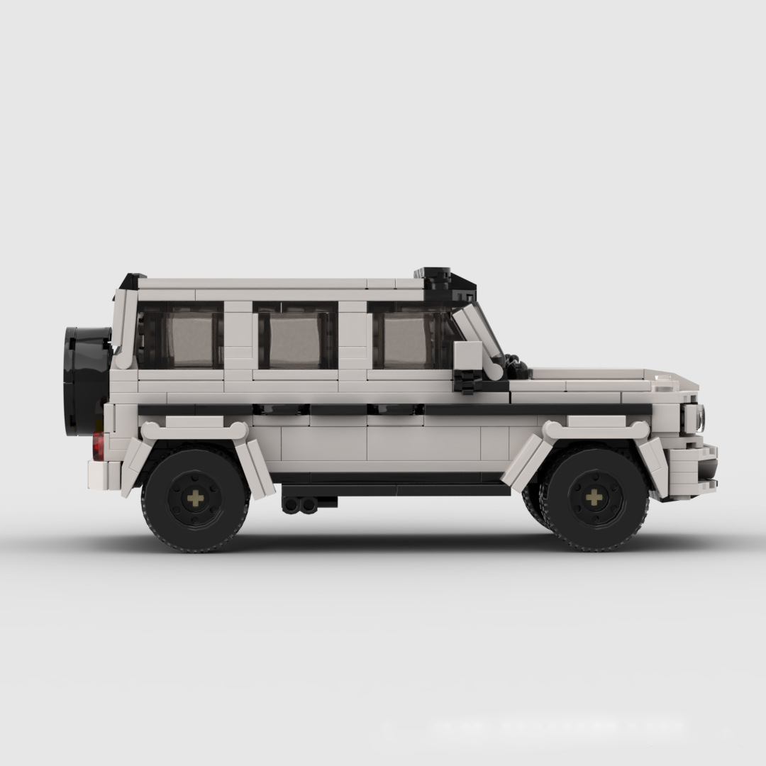 Mercedes G63- White