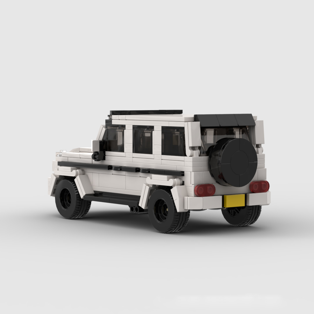 Mercedes G63- White